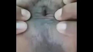 Chica tv con pantimedias y tanga